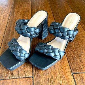 Women’s Braided Sandal Pump Heels, size 7